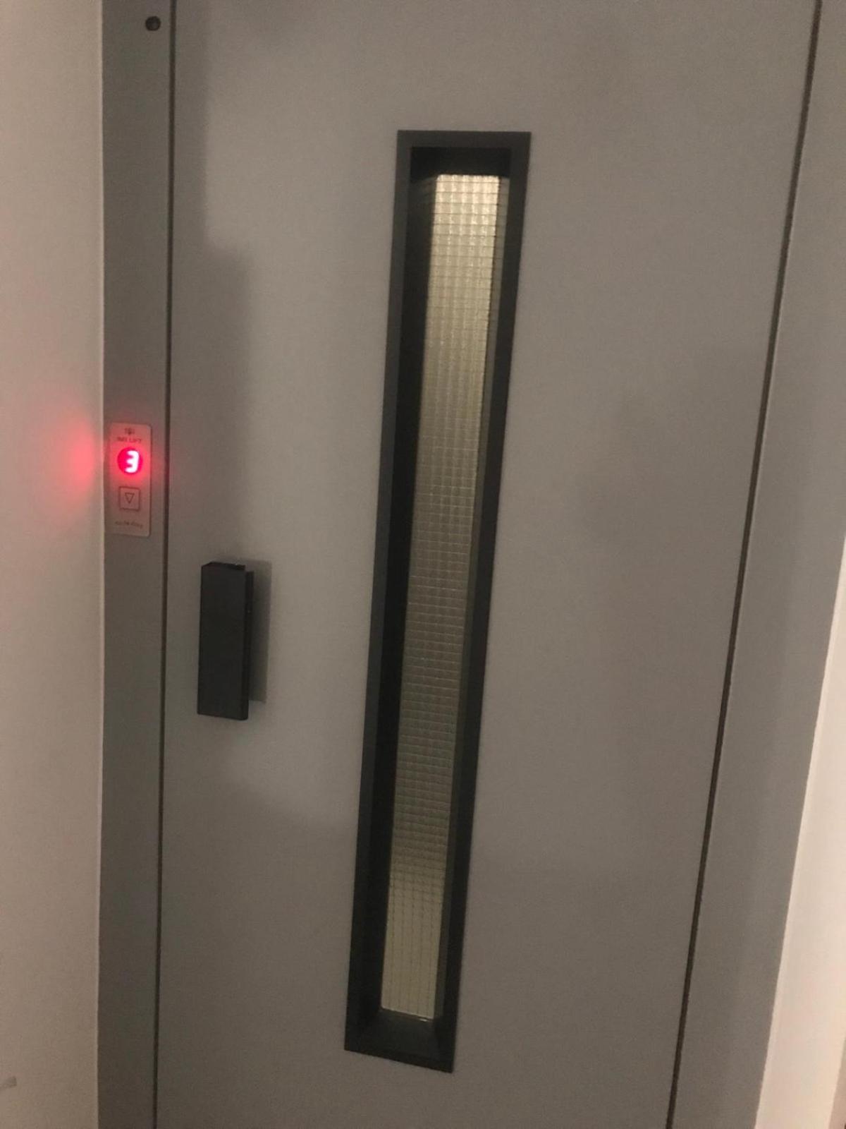 Lilia 3 Self-Check In Apartment With Hot Water Despite Prevention In The Neighborhood, Food And Drink Shop Open Until 10 Pm And Free Parking Area Next Ot 24 Hours Food And Drink Shop And Free Parking Area 索菲亞 外观 照片