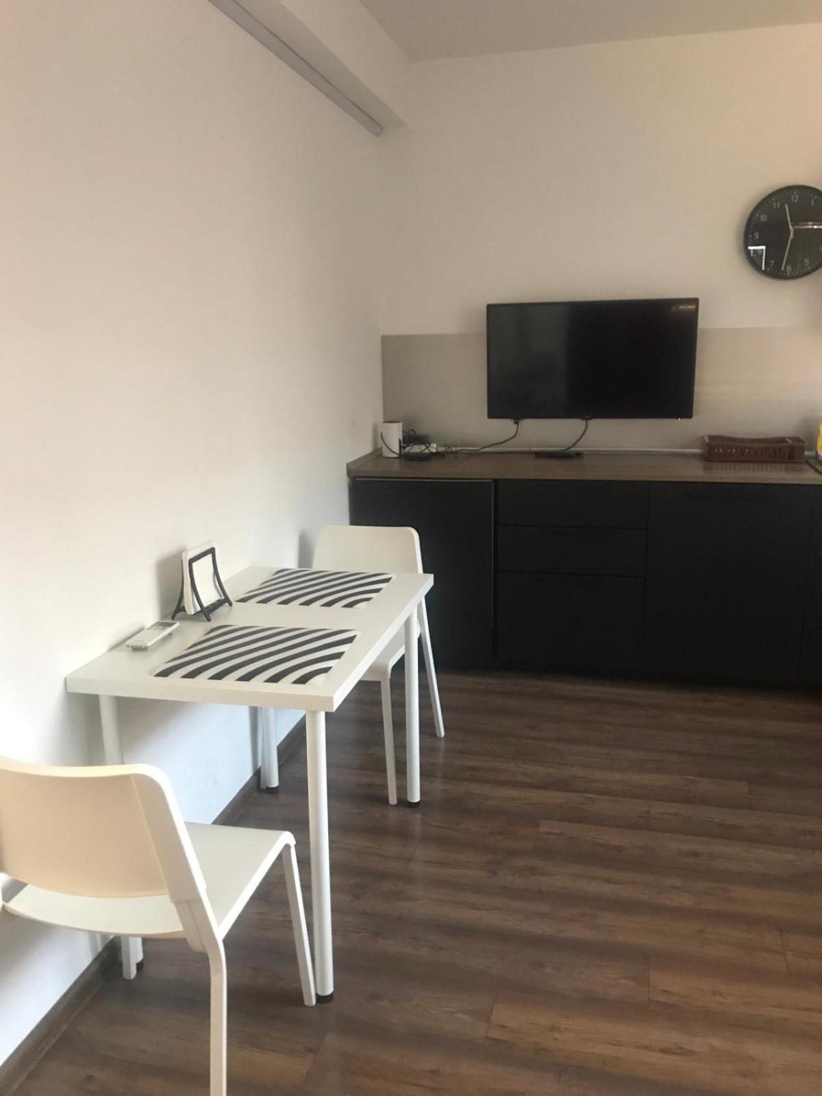 Self-Check Apartment Lilia 3 Next Ot 24 Hours Food And Drink Shop And Free Parking Area 索菲亞 外观 照片